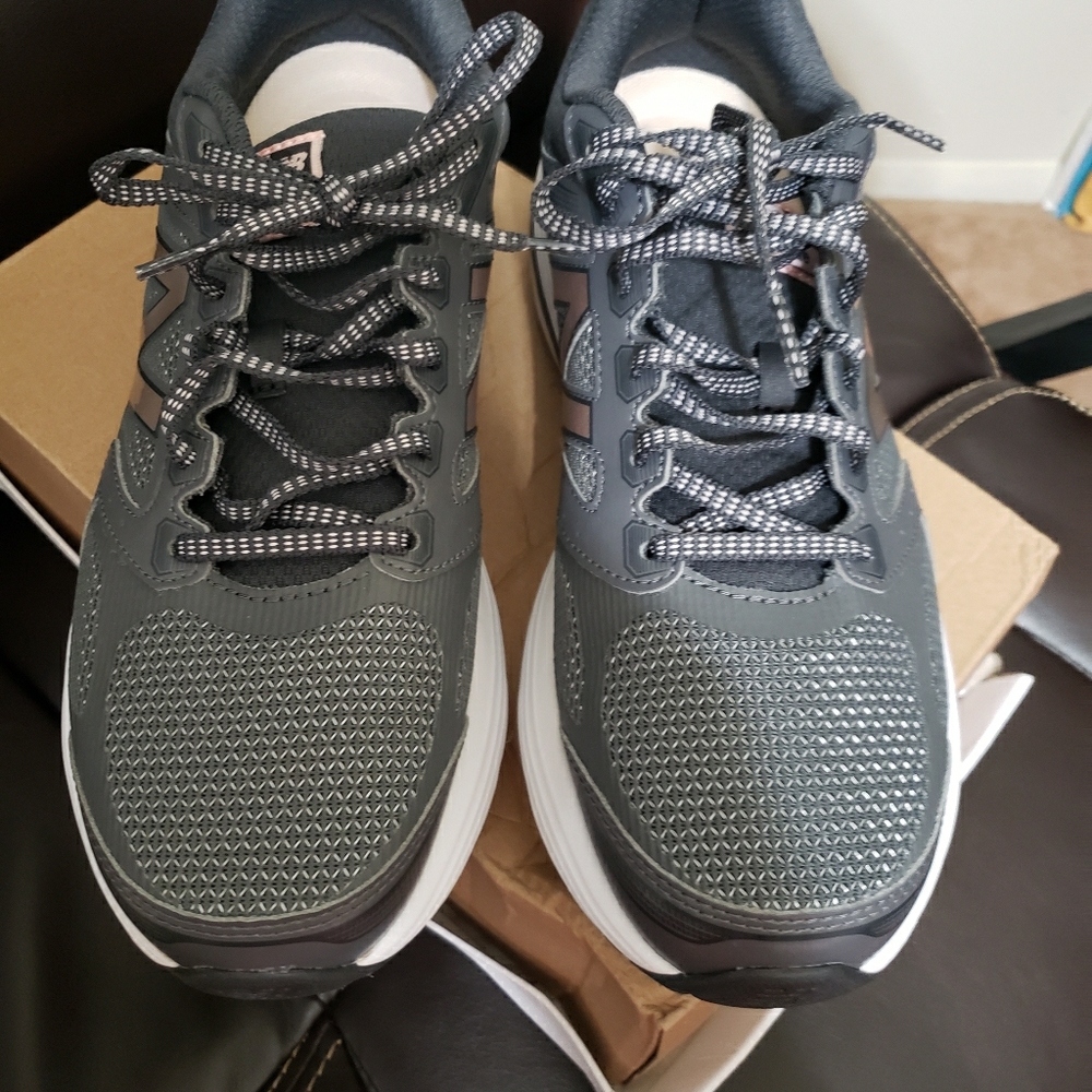 Running shoes